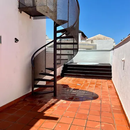 Seaview Luxury Penthouse *